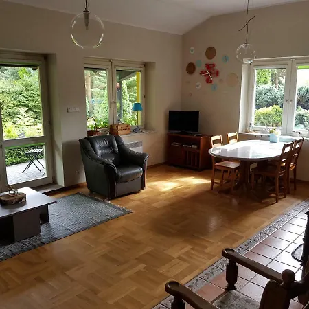 Czarny Kos بيت ضيافة بوركوفو